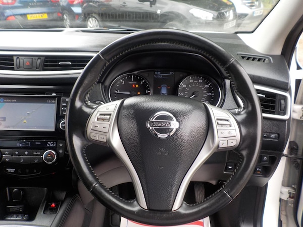 Used Nissan Qashqai 2015 for sale - 74810589: Photo 14
