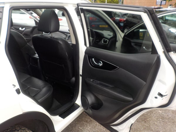 Used Nissan Qashqai 2015 for sale - 74810589: Photo 22