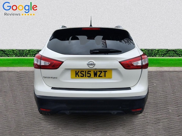 Used Nissan Qashqai 2015 for sale - 74810589: Photo 4
