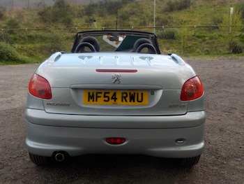 Used Peugeot 206 2004 for sale - 79061509: Photo
