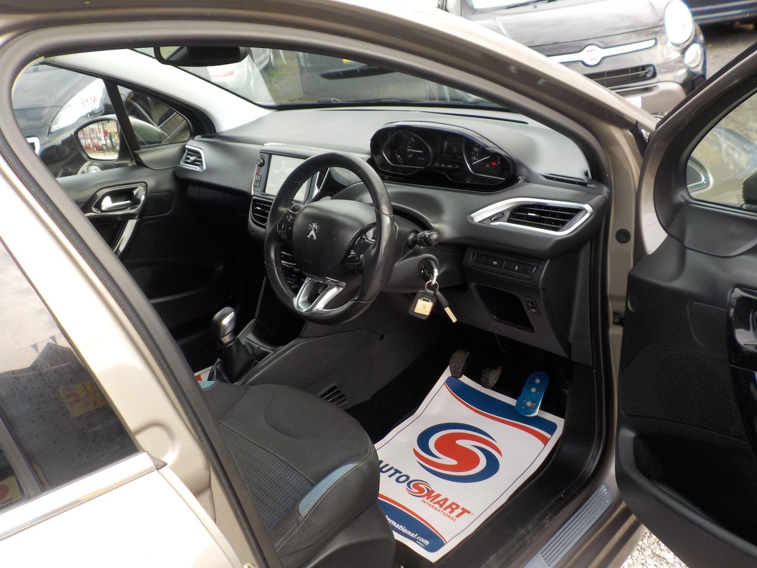 Used Peugeot 208 for sale - 77769430: Photo 10