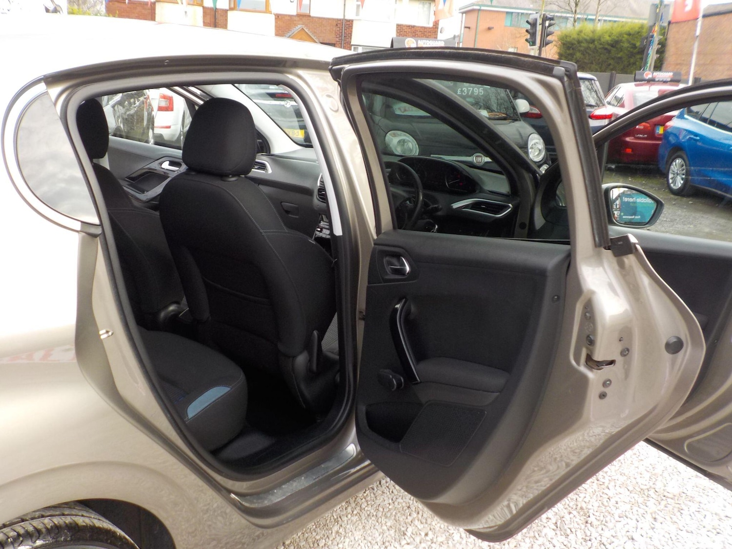 Used Peugeot 208 for sale - 77769430: Photo 22