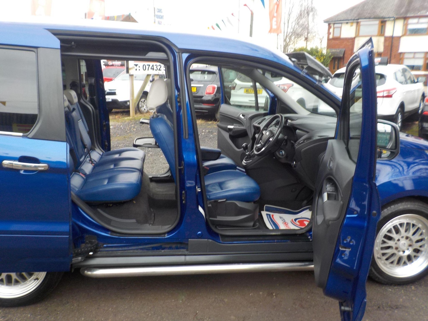 Used Ford Tourneo Connect 2015 for sale - 77155449: Photo 33