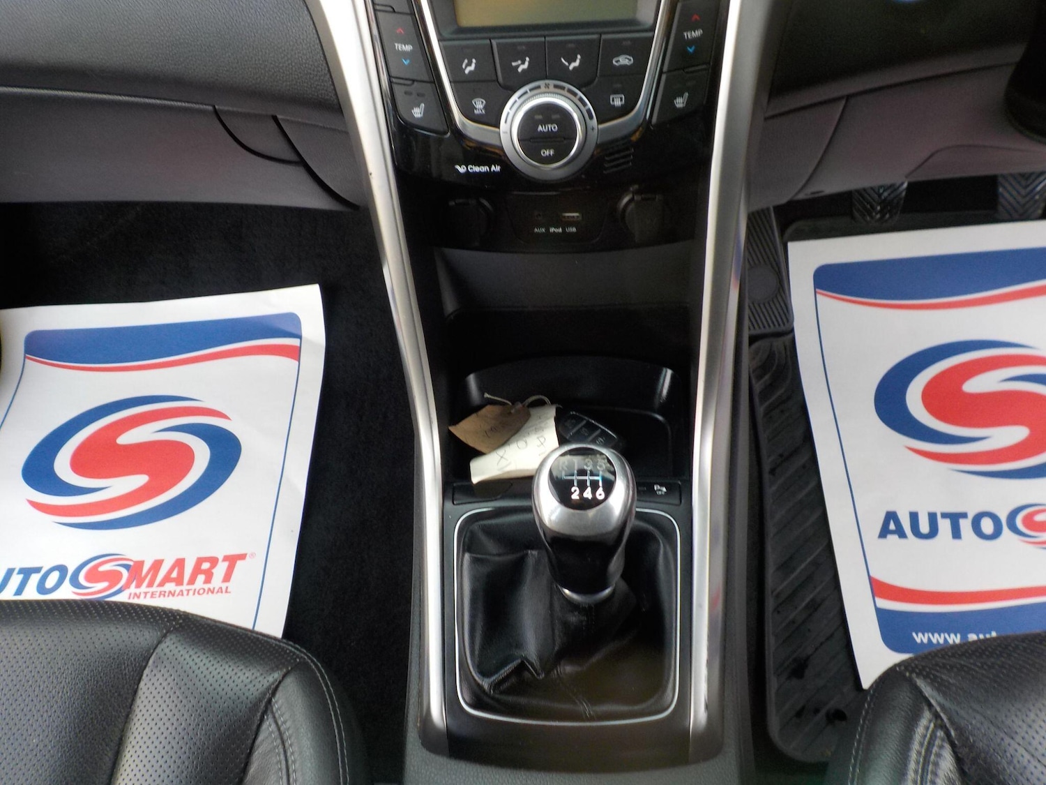 Used Hyundai i30 2015 for sale - 76965463: Photo 14