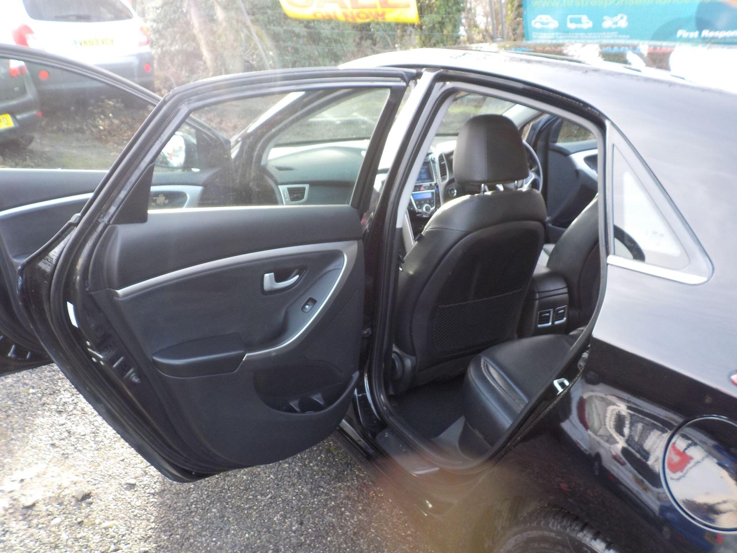 Used Hyundai i30 2015 for sale - 76965463: Photo 25