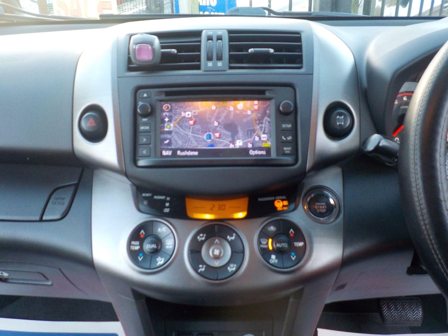 Used Toyota RAV4 2012 for sale - 76786615: Photo 12