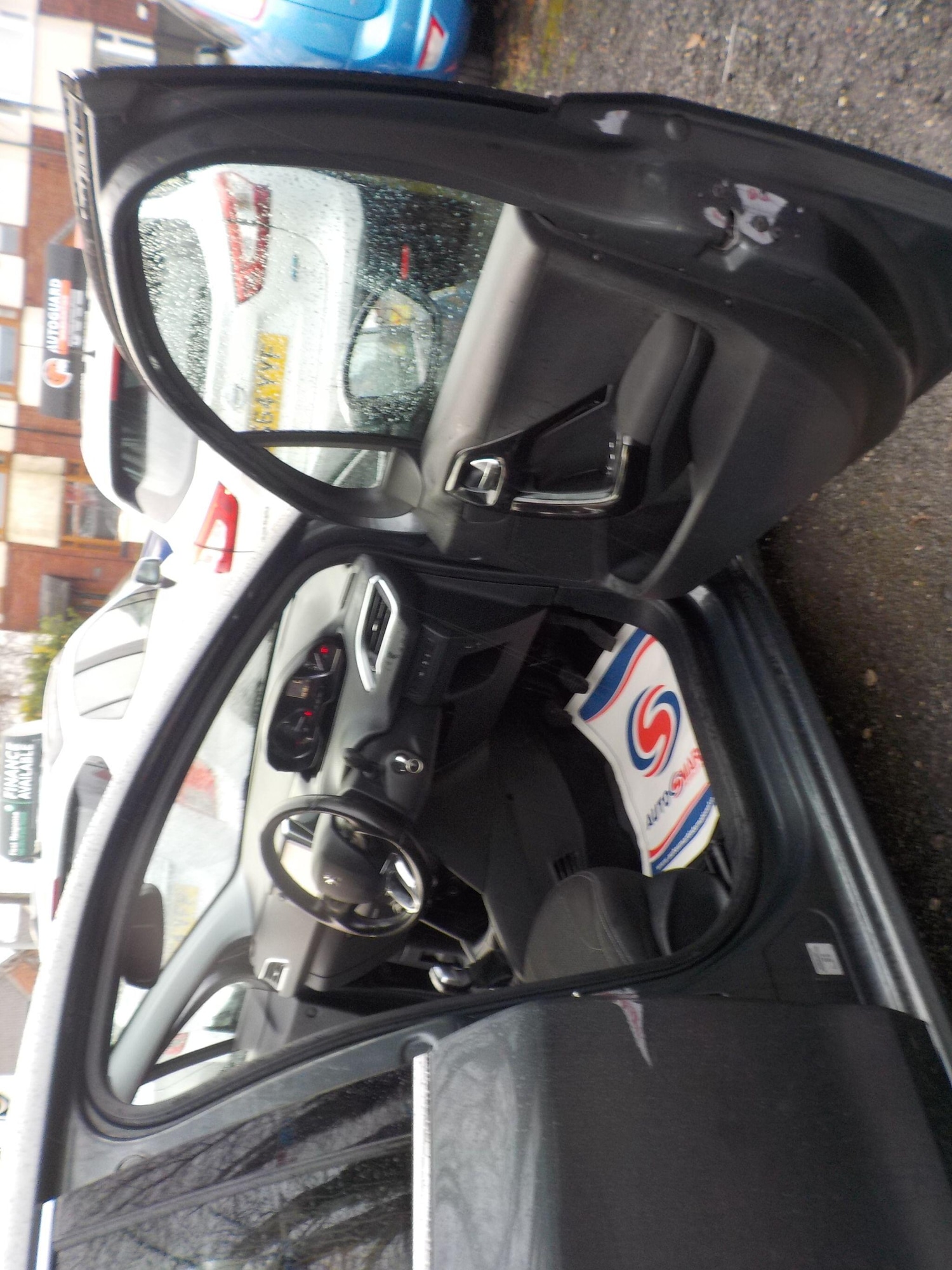 Used Peugeot 208 2015 for sale - 77400665: Photo 17