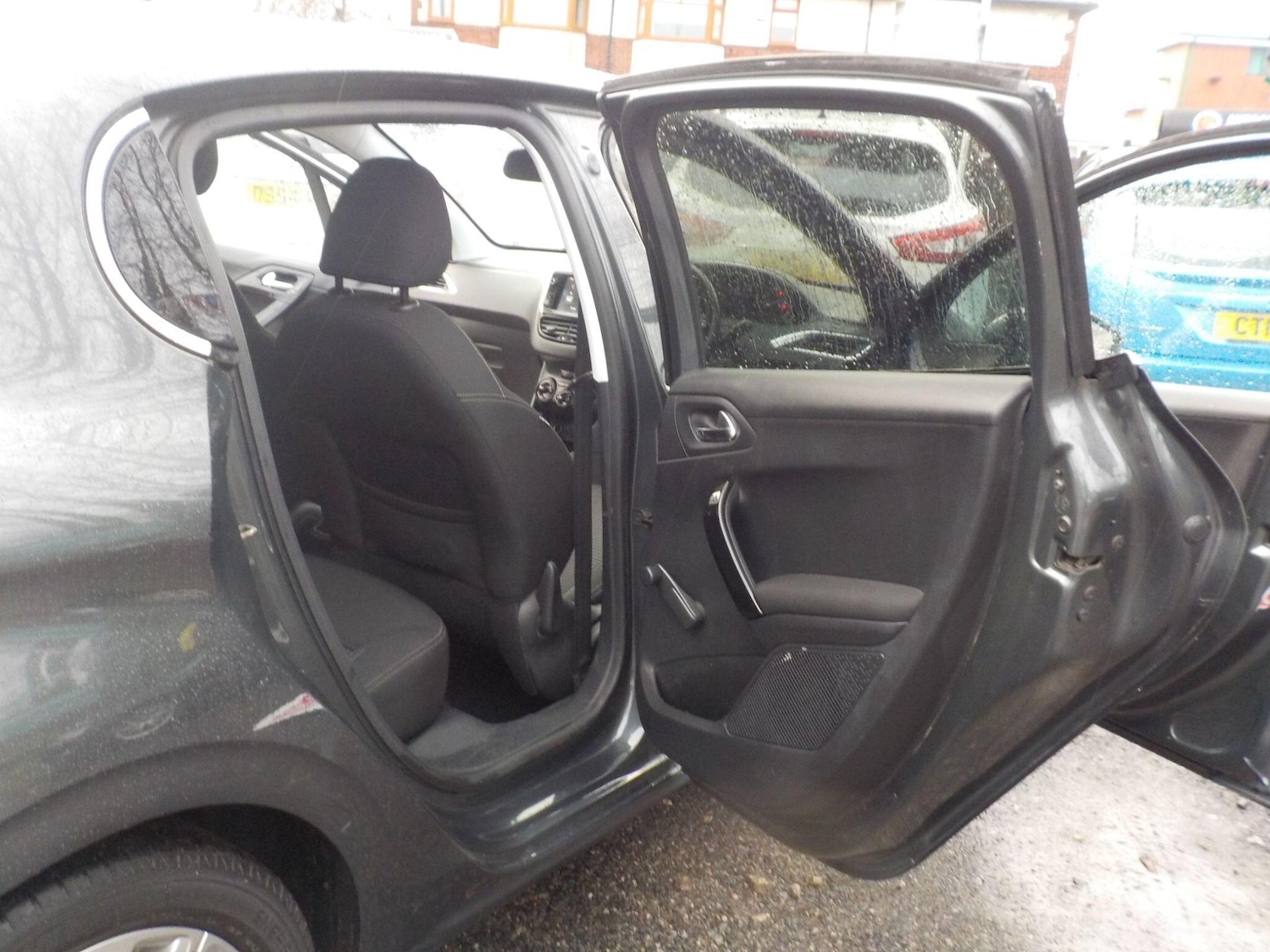 Used Peugeot 208 2015 for sale - 77400665: Photo 20