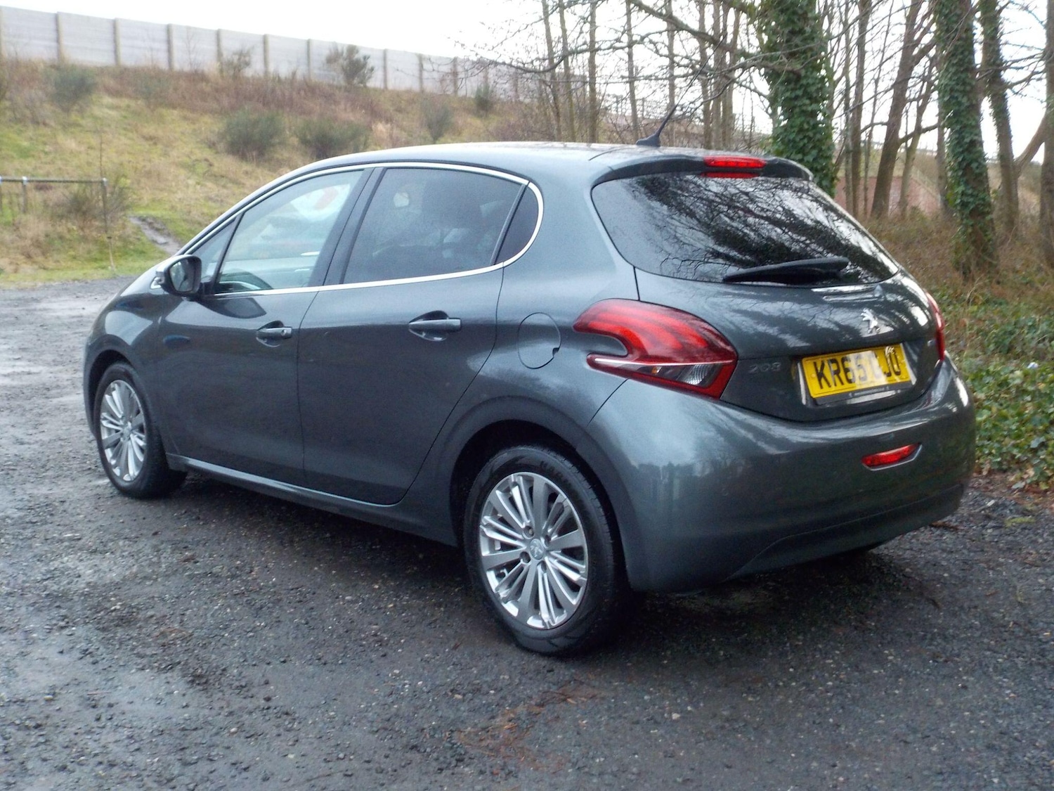 Used Peugeot 208 2015 for sale - 77400665: Photo 3