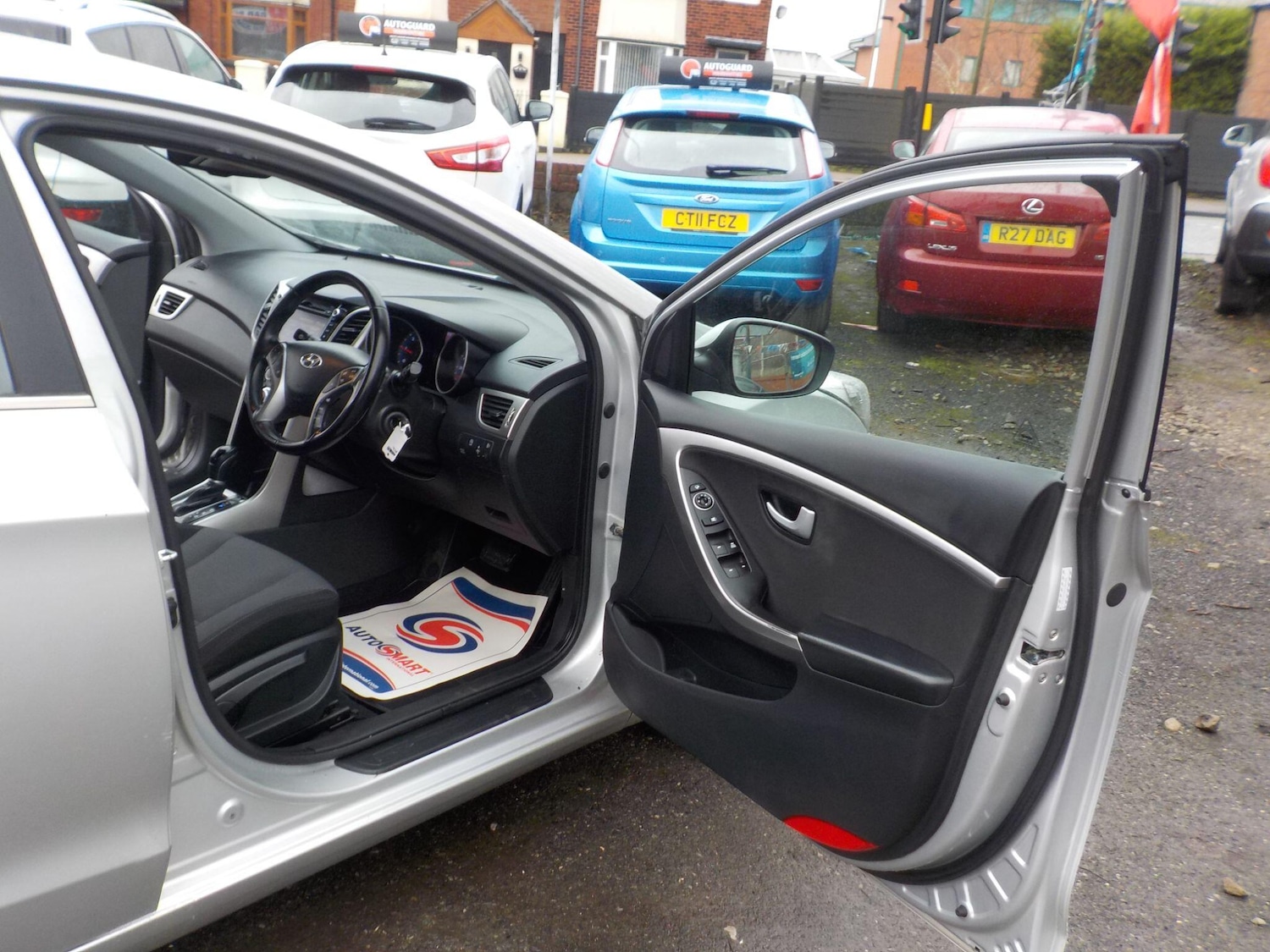 Used Hyundai i30 2015 for sale - 77351992: Photo 19