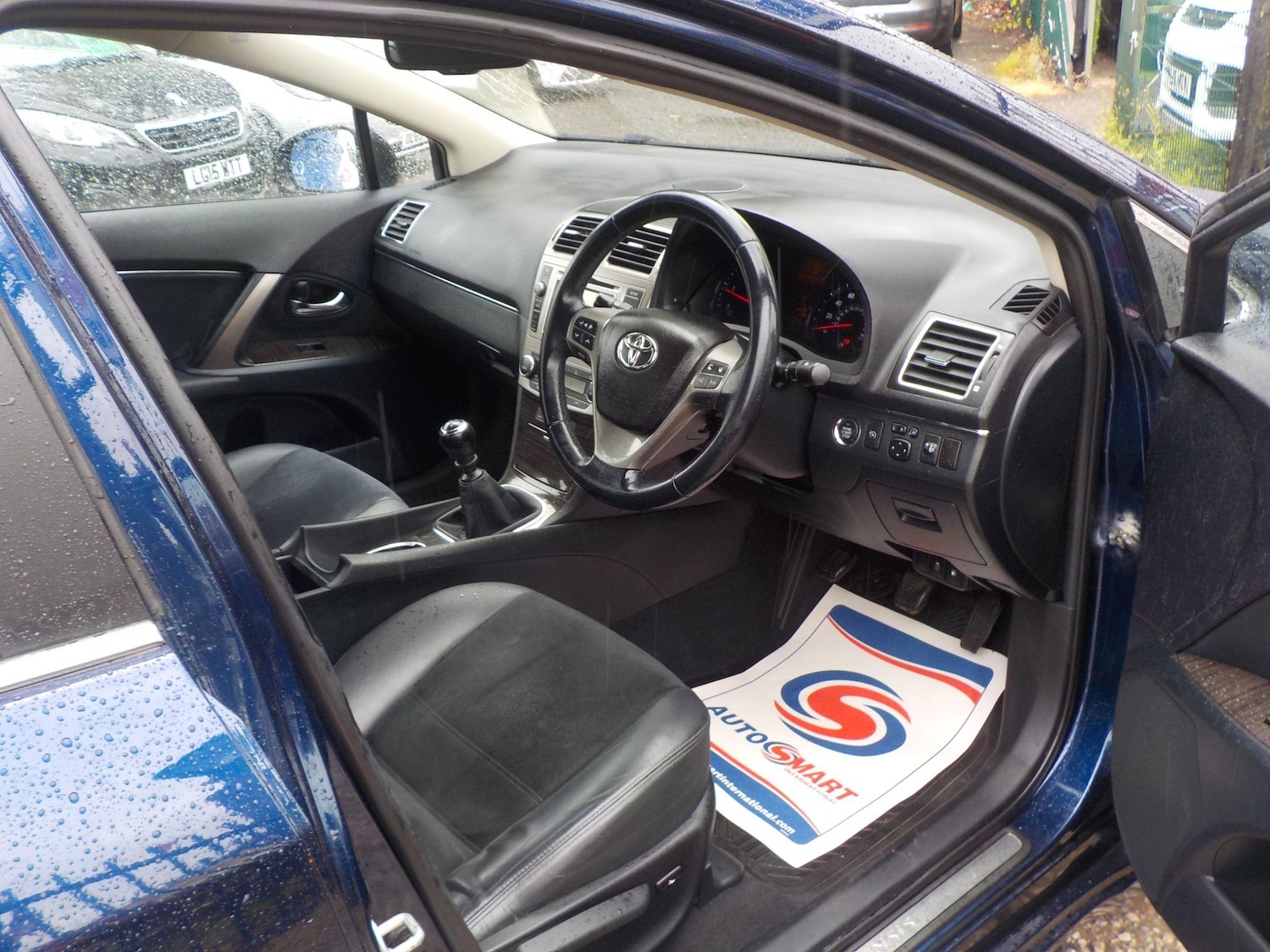 Used Toyota Avensis 2013 for sale - 76995062: Photo 10