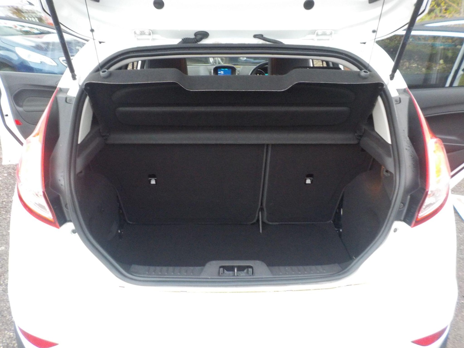 Used Ford Fiesta 2014 for sale - 76498919: Photo 22