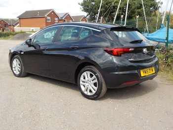 Used Vauxhall Astra 2016 for sale - 75670827: Photo