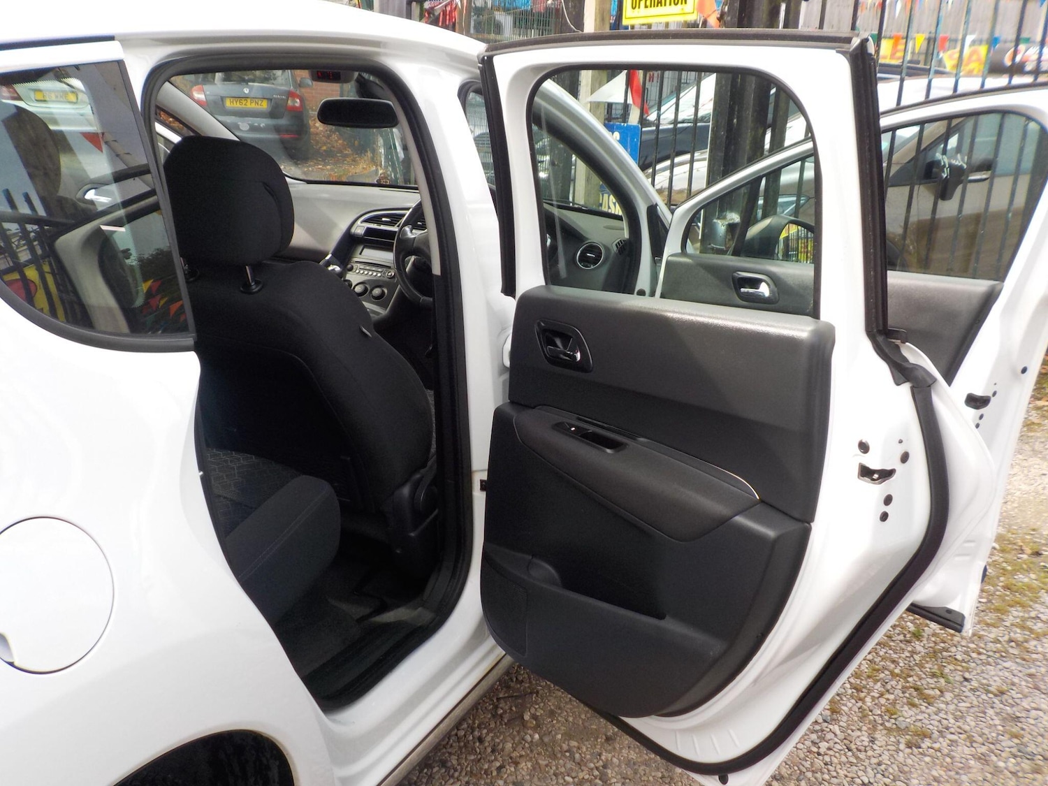 Vehicle 21