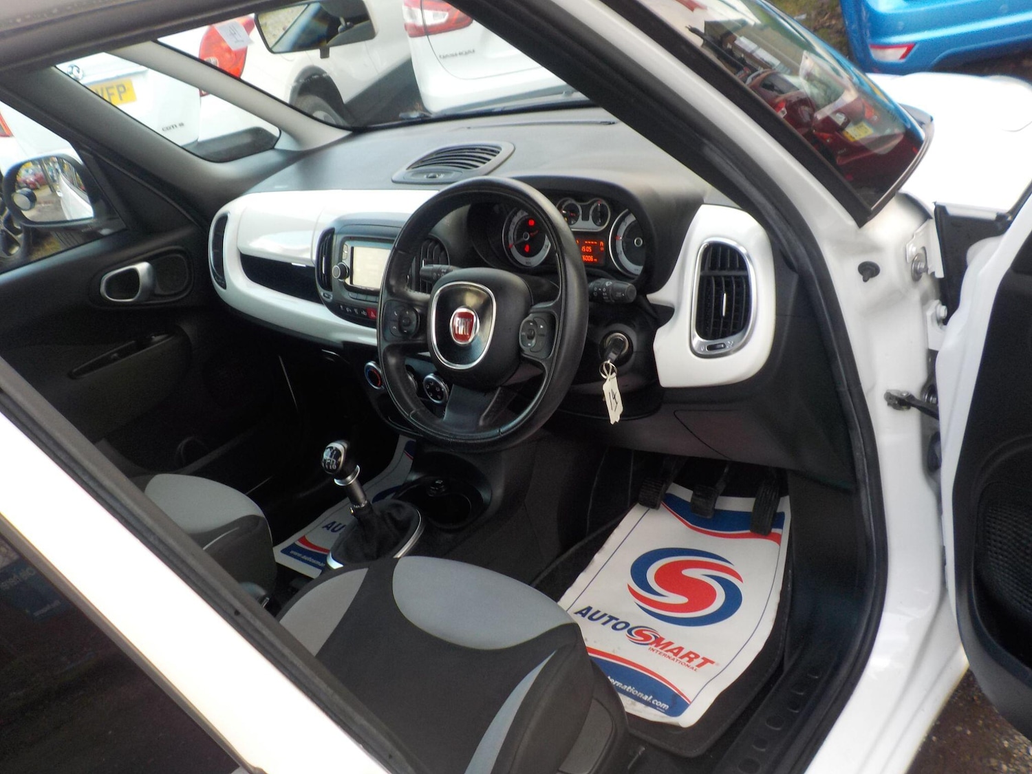 Used Fiat 500L 2014 for sale - 77411470: Photo 10