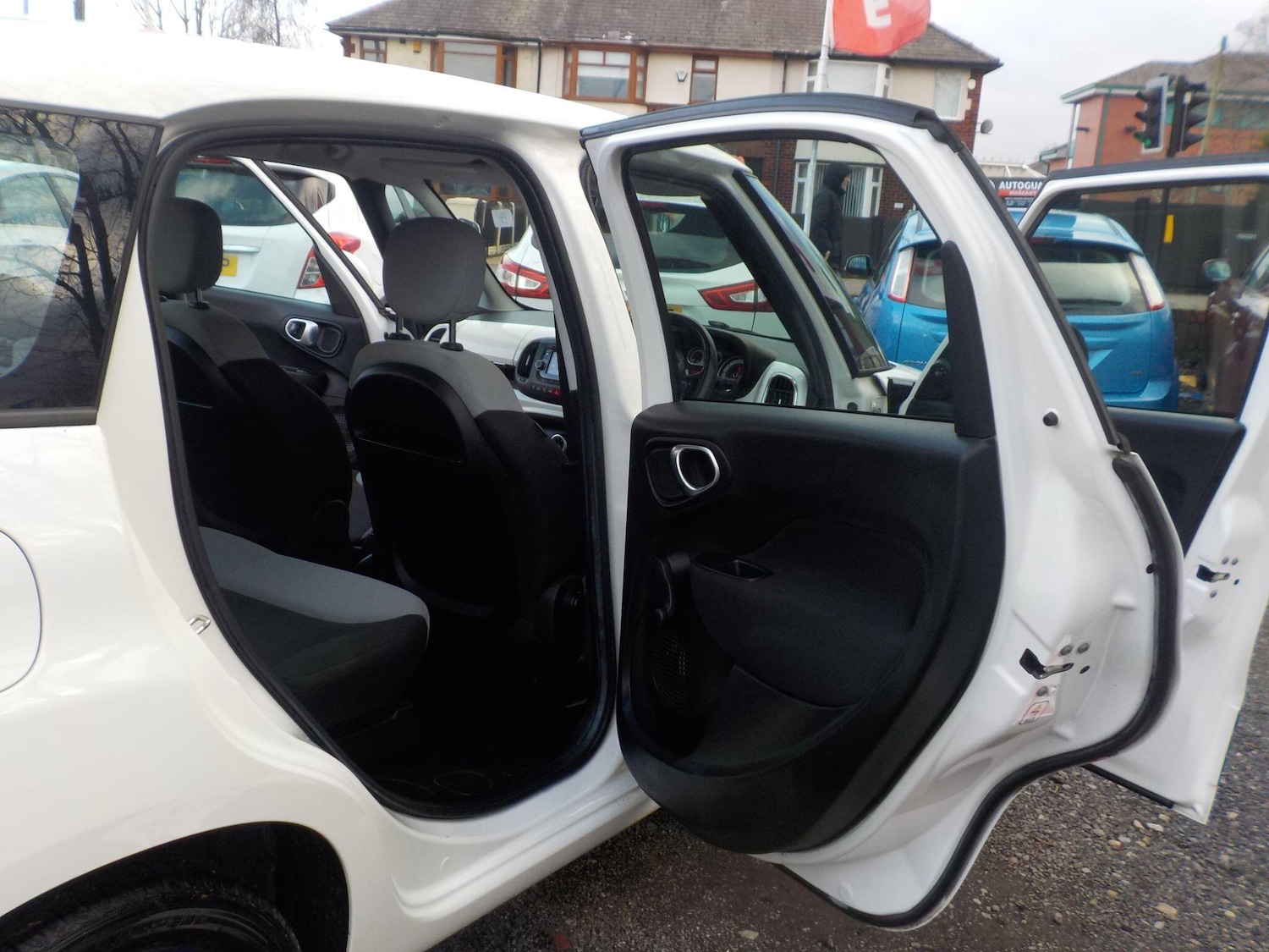 Used Fiat 500L 2014 for sale - 77411470: Photo 21