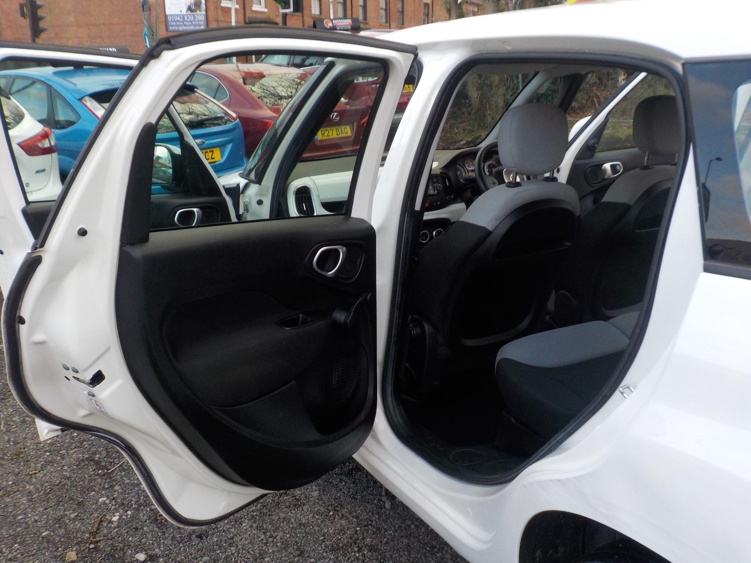 Used Fiat 500L 2014 for sale - 77411470: Photo 24