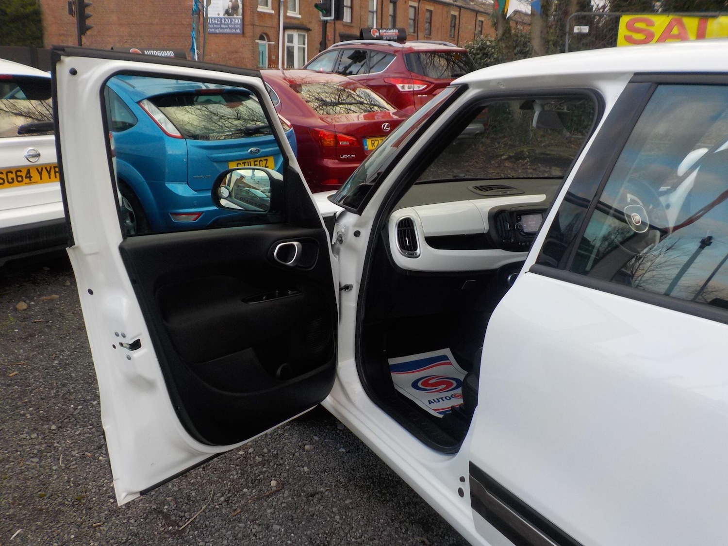 Used Fiat 500L 2014 for sale - 77411470: Photo 26