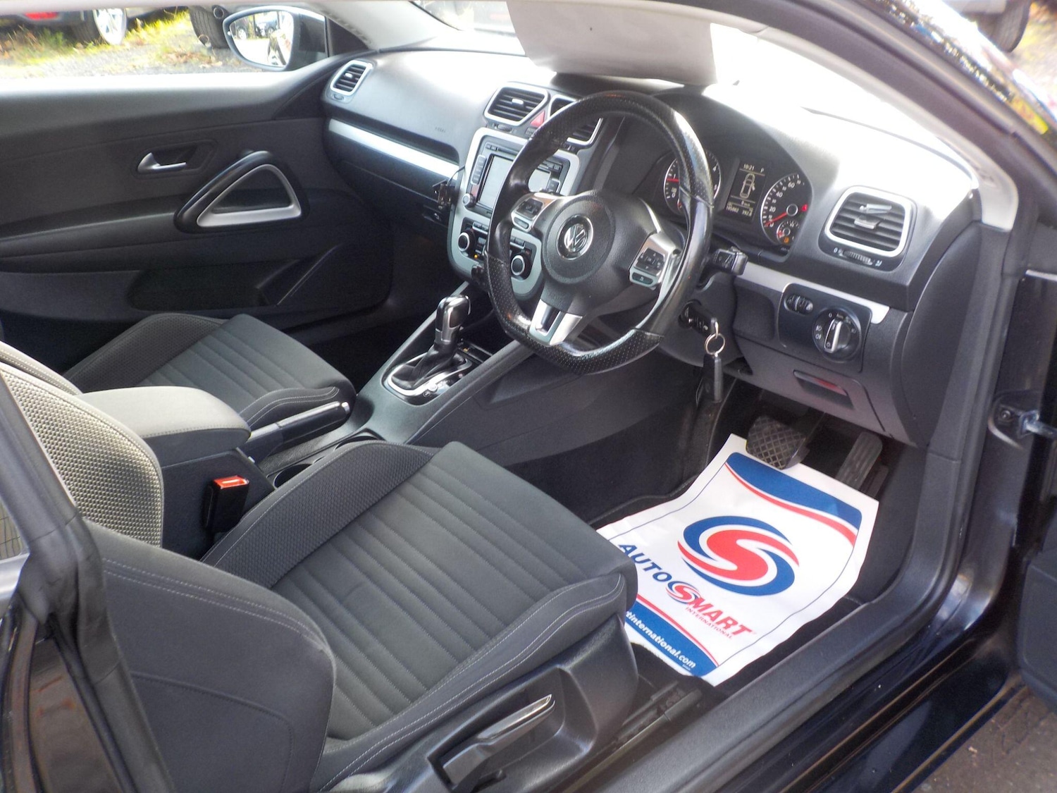 Used Volkswagen Scirocco 2011 for sale - 76121338: Photo 11