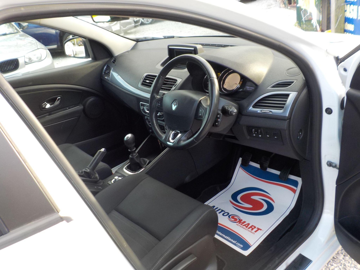 Used Renault Megane 2015 for sale - 78157704: Photo 10