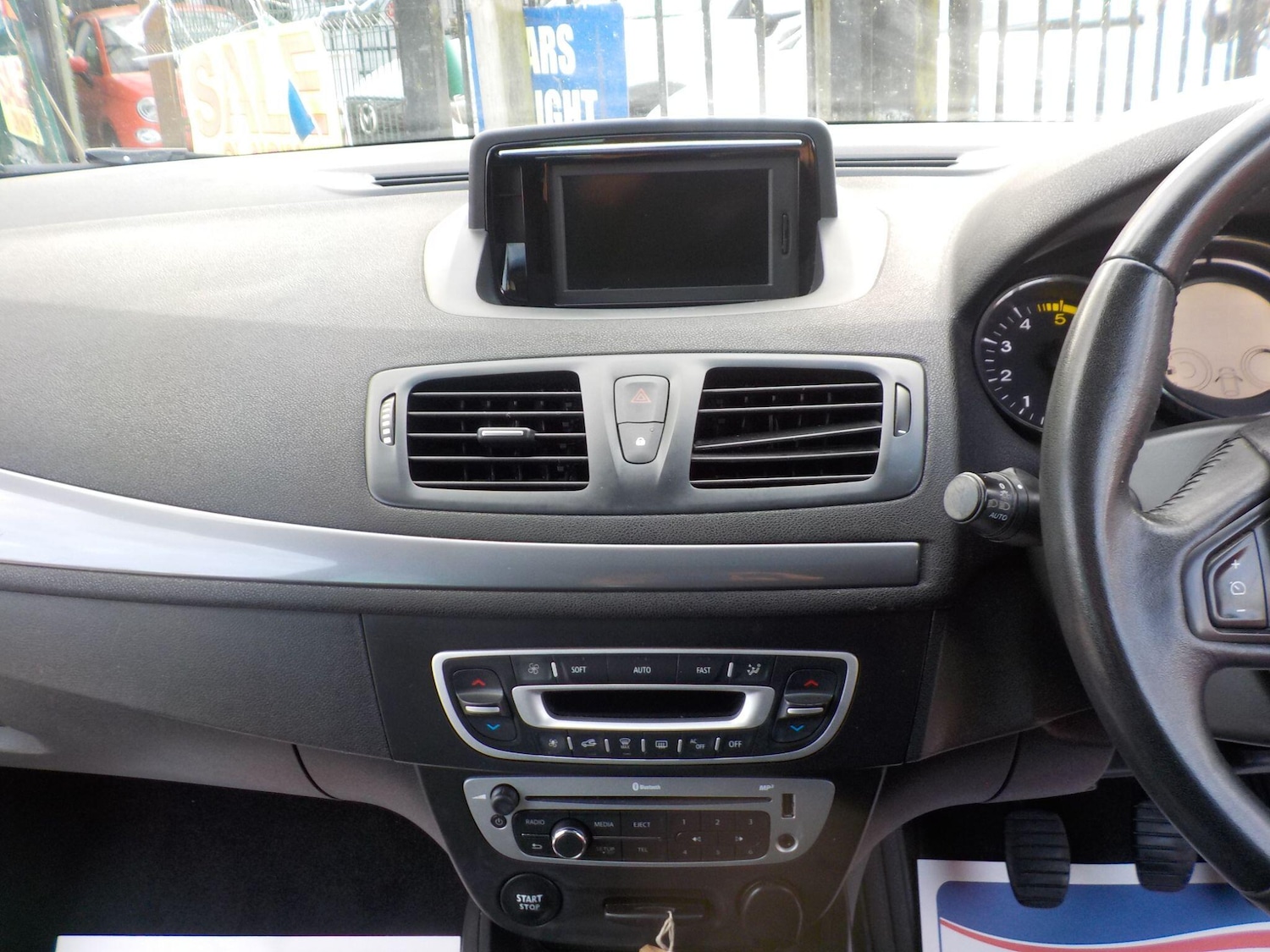 Used Renault Megane 2015 for sale - 78157704: Photo 15