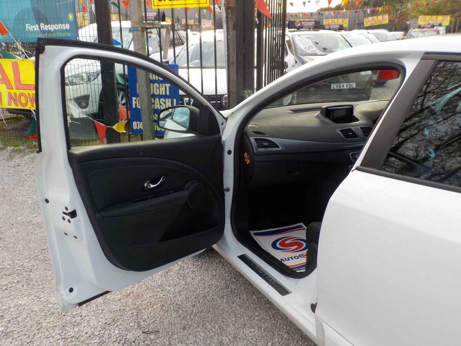 Used Renault Megane 2015 for sale - 78157704: Photo 31