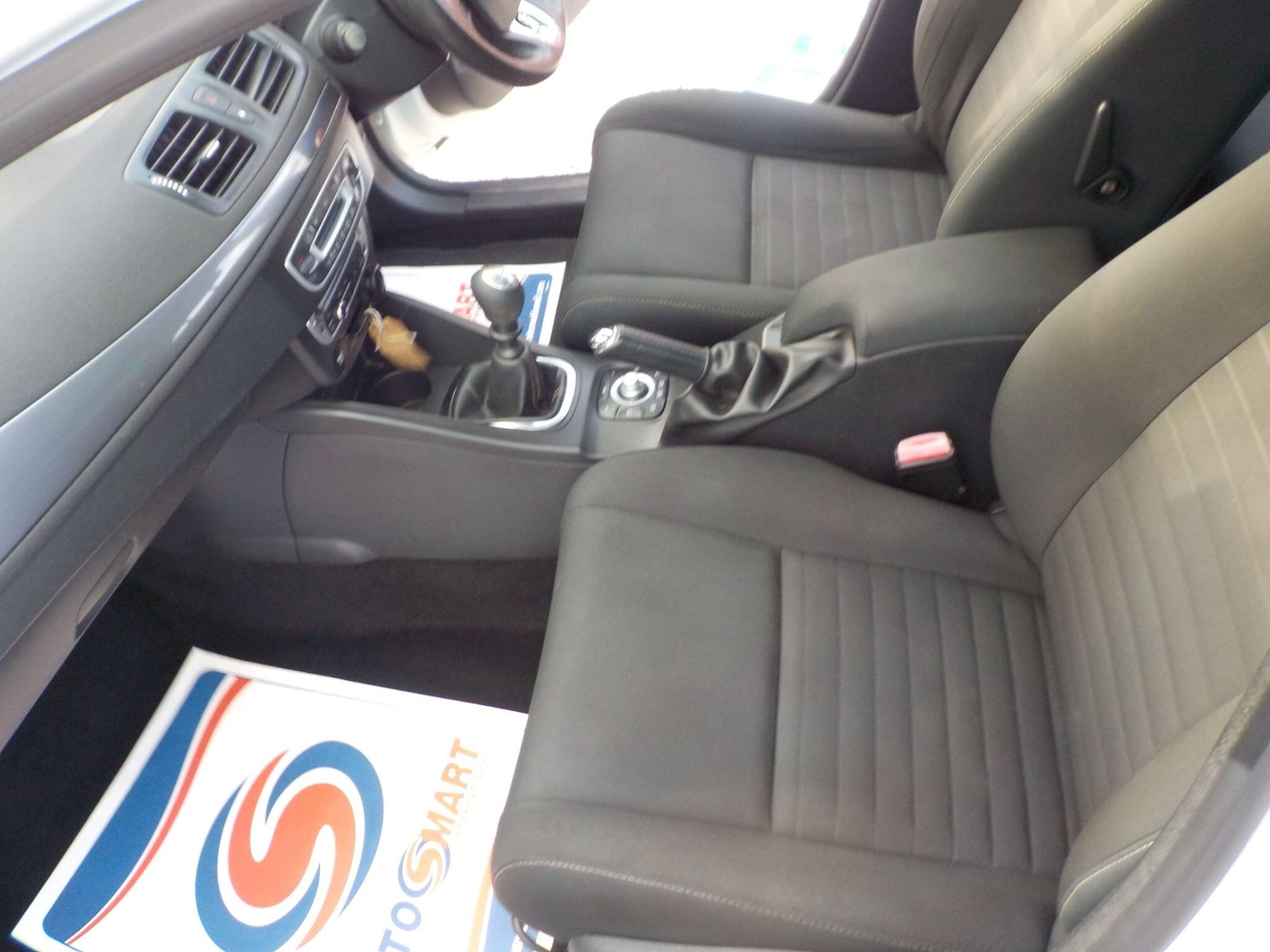 Used Renault Megane 2015 for sale - 78157704: Photo 32