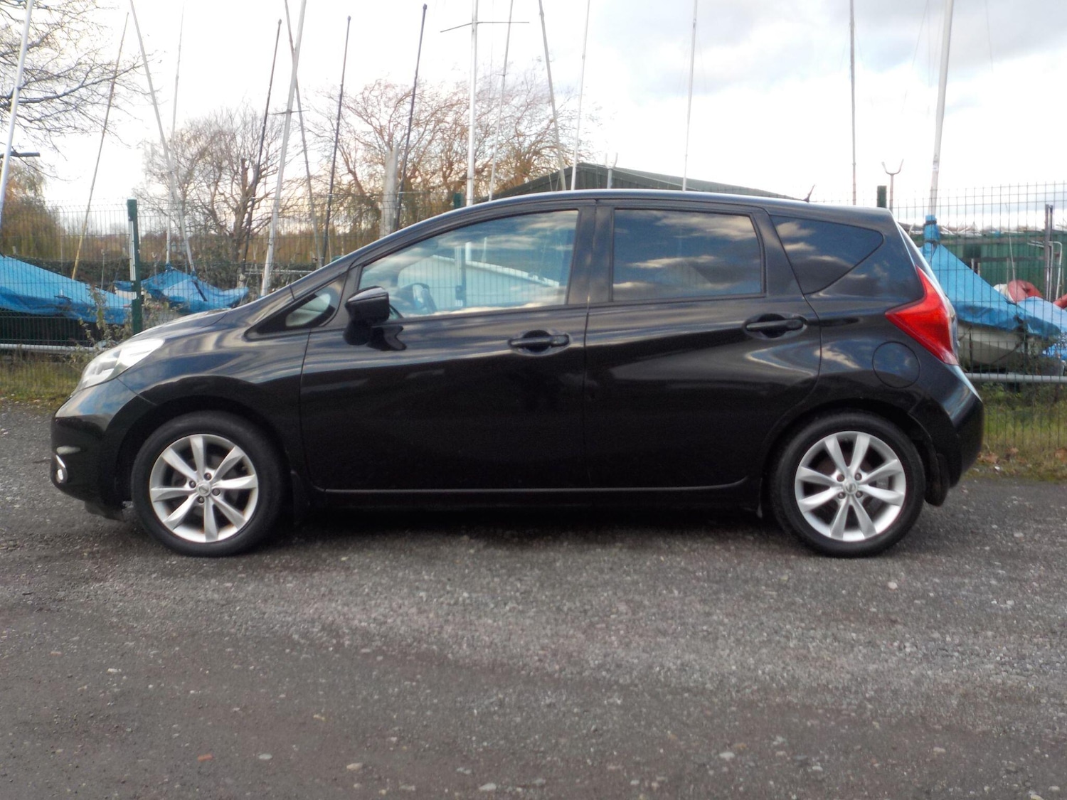 Used Nissan Note 2014 for sale - 76689540: Photo 2