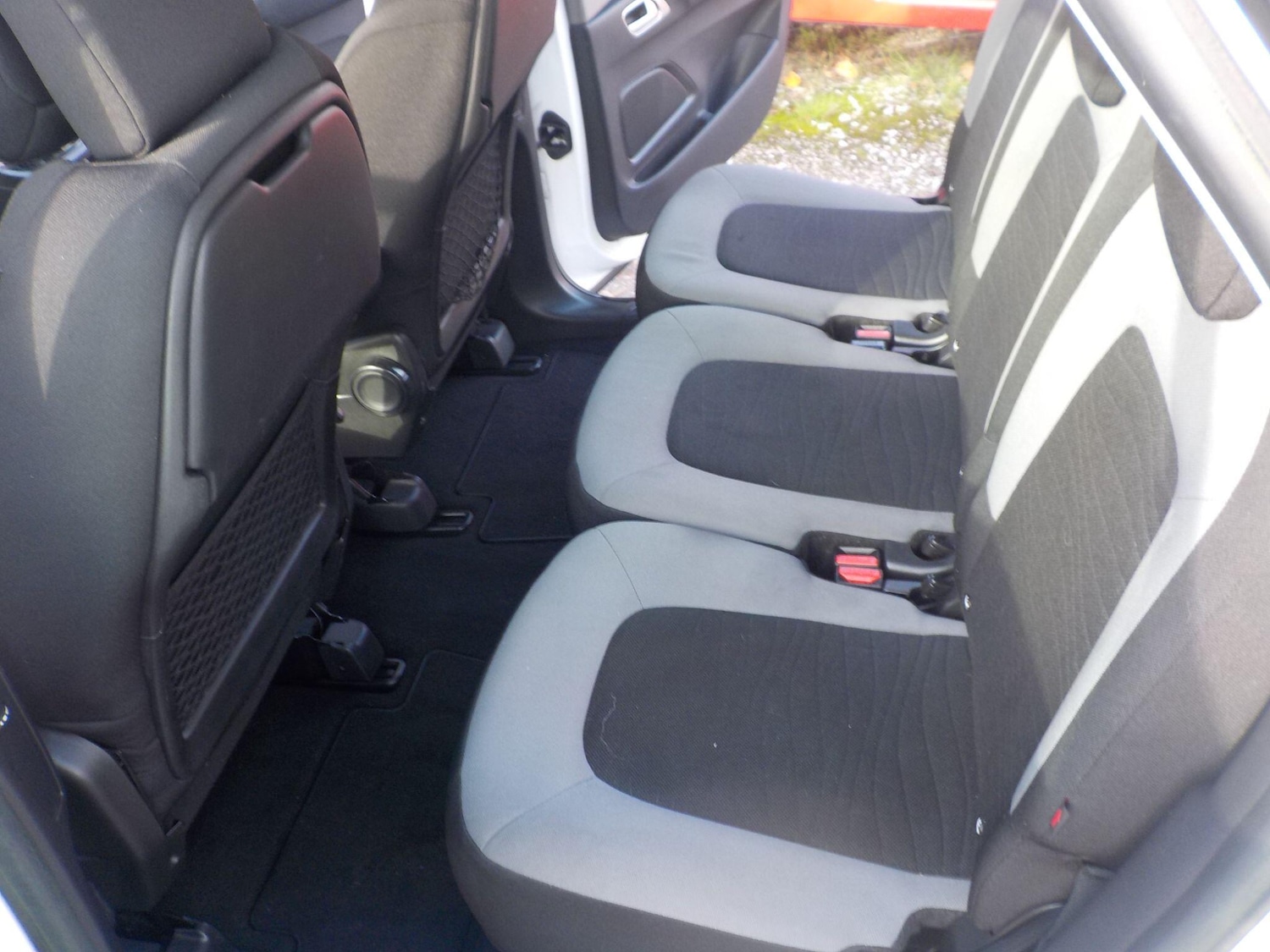 Used Citroen C4 Picasso 2014 for sale - 76498765: Photo 28