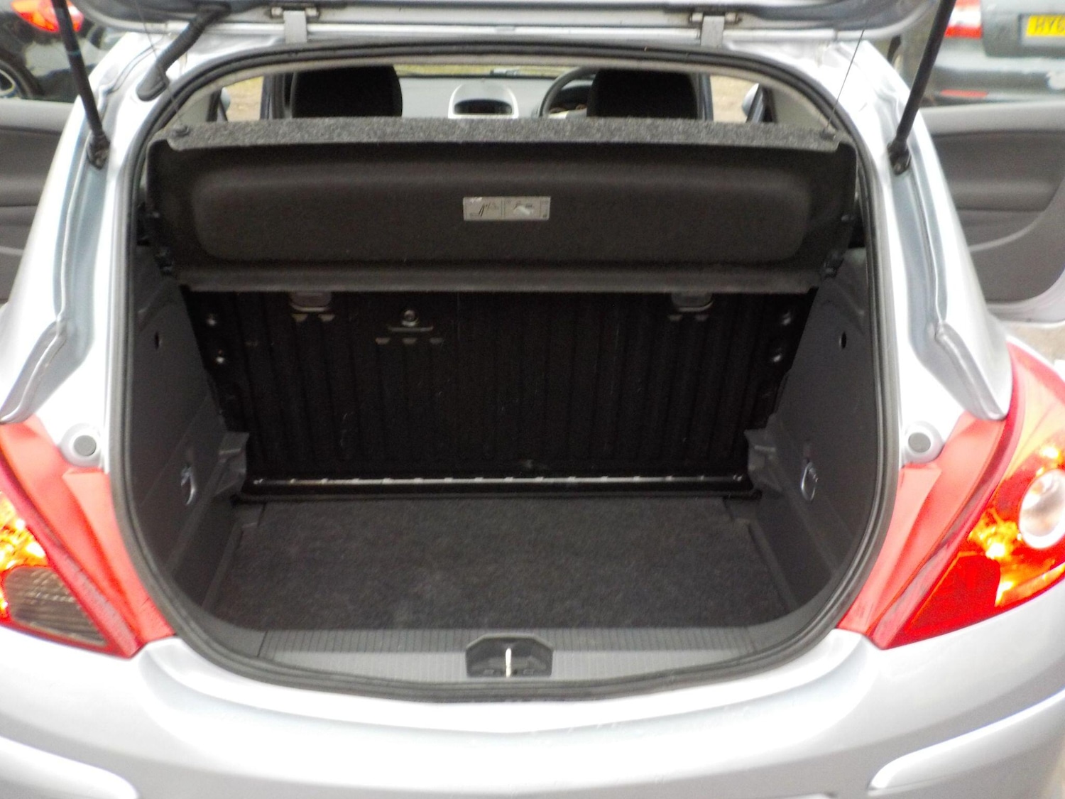 Used Vauxhall Corsa 2008 for sale - 77155683: Photo 19