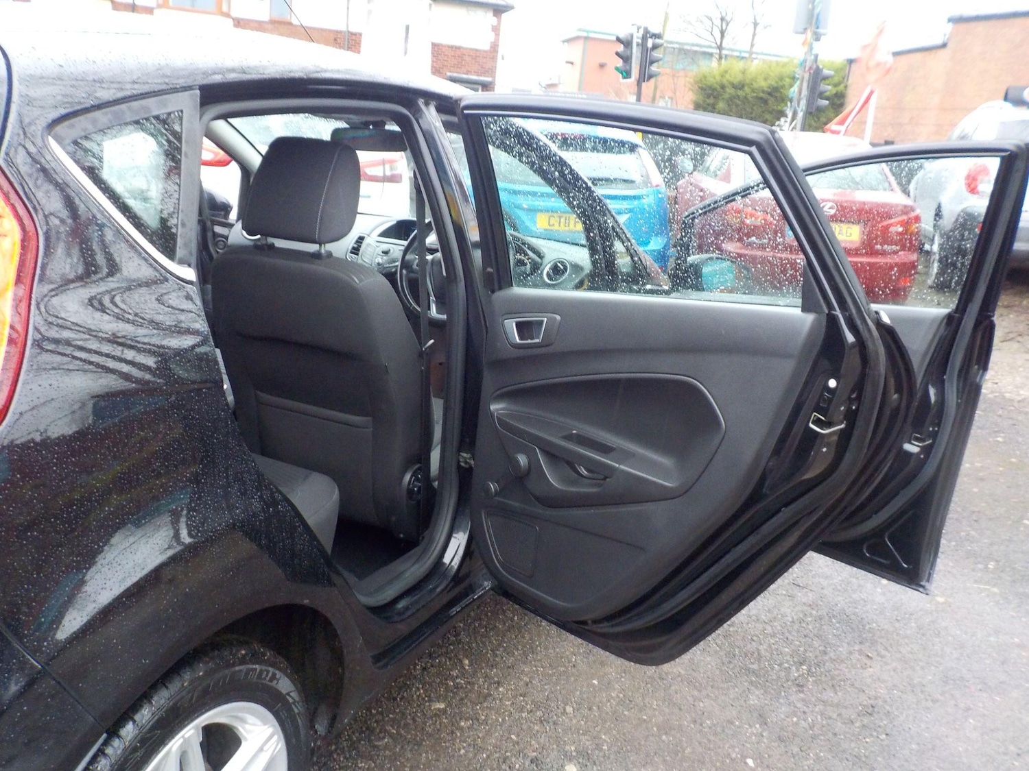 Used Ford Fiesta 2012 for sale - 77352066: Photo 21