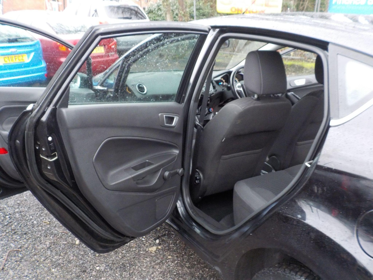 Used Ford Fiesta 2012 for sale - 77352066: Photo 25