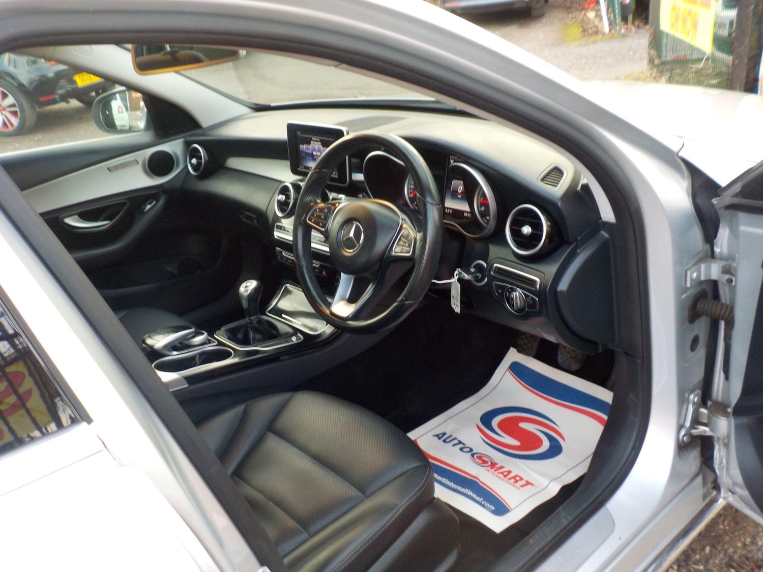 Used Mercedes-Benz C Class 2014 for sale - 77315360: Photo 10