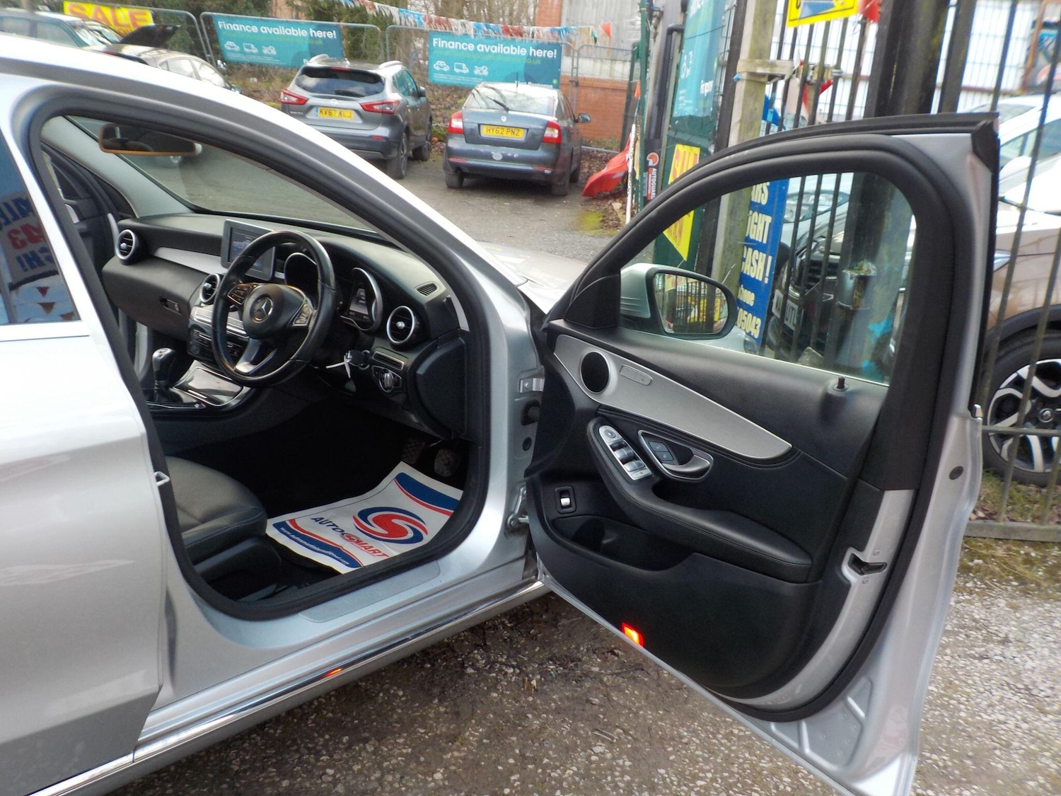 Used Mercedes-Benz C Class 2014 for sale - 77315360: Photo 20