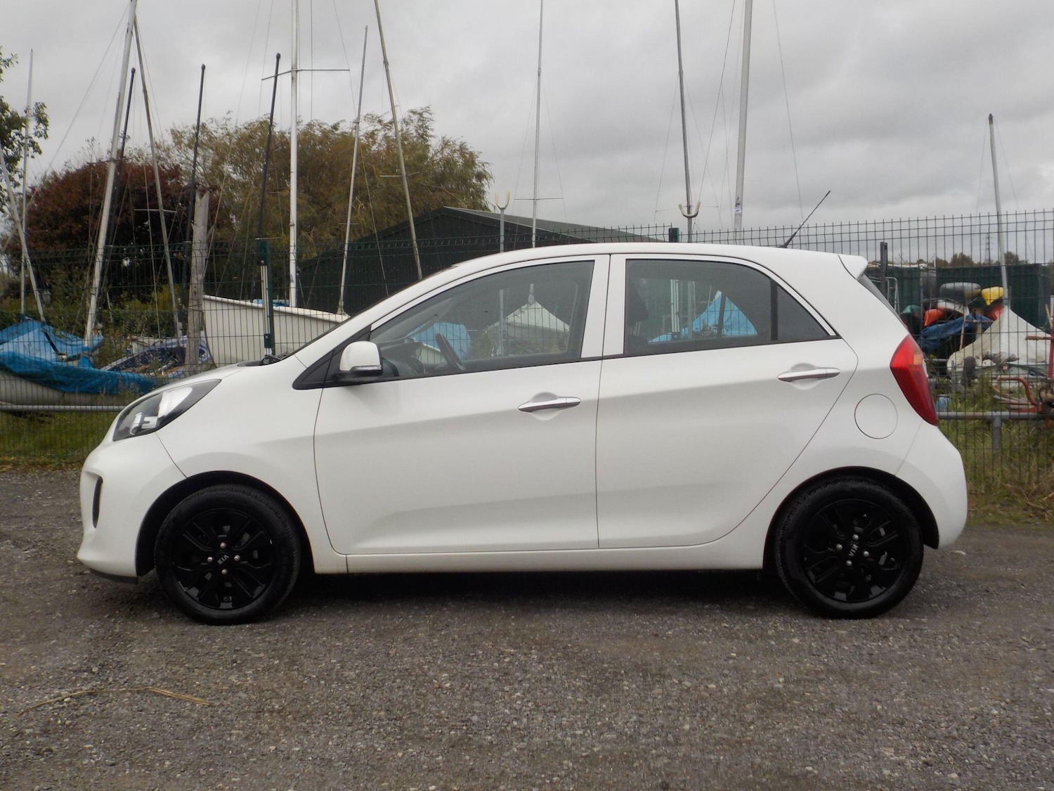 Used Kia Picanto 2016 for sale - 76239608: Photo 2