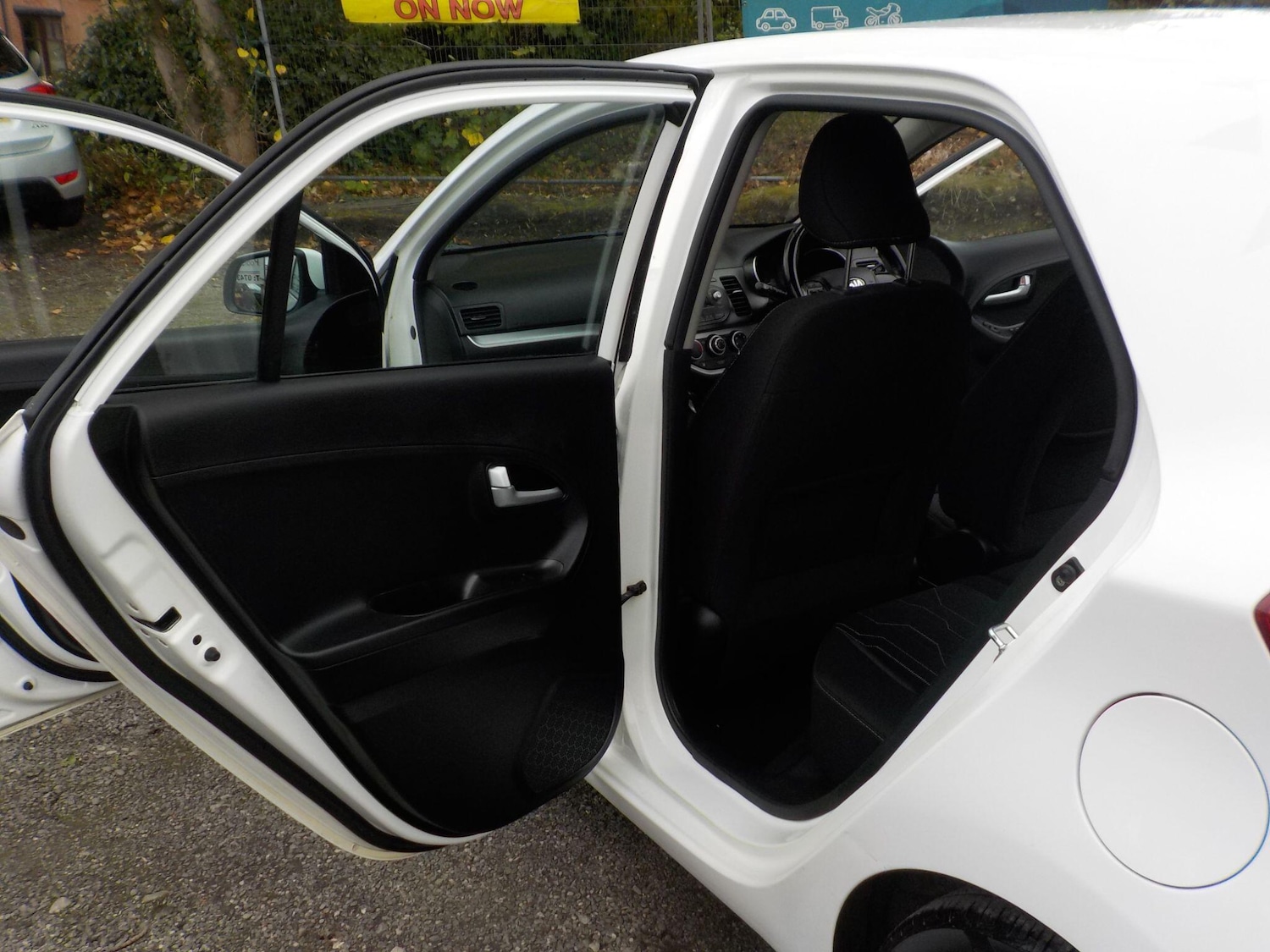 Used Kia Picanto 2016 for sale - 76239608: Photo 24