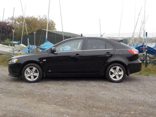 Used Mitsubishi Lancer 2011 for sale - 76259879: Photo 2