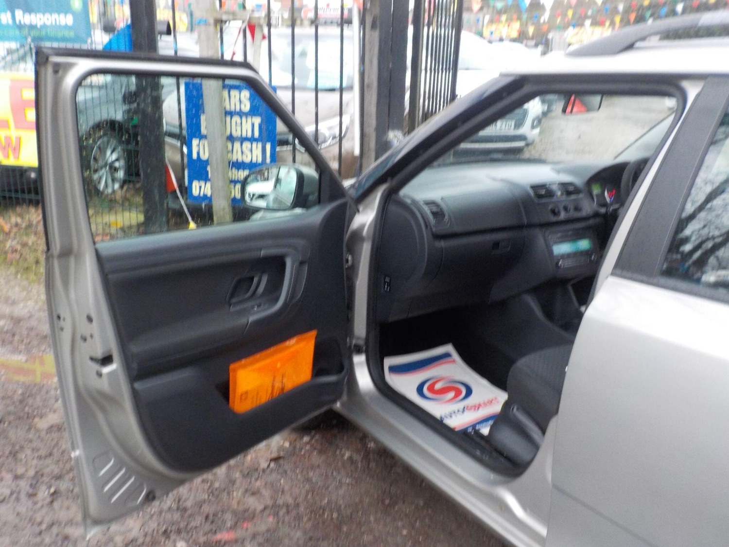 Used Skoda Fabia 2011 for sale - 76742337: Photo 25