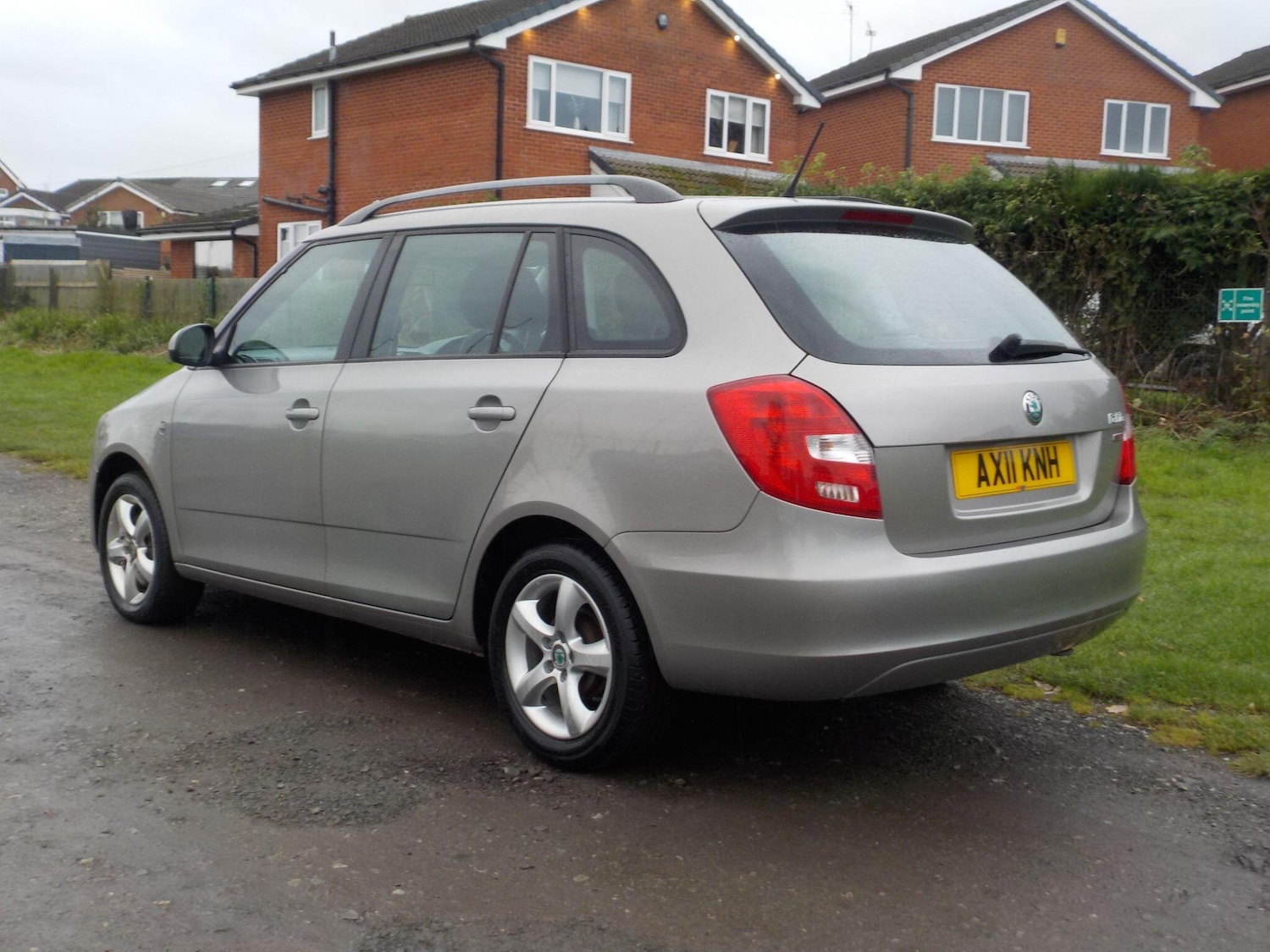 Used Skoda Fabia 2011 for sale - 76742337: Photo 3