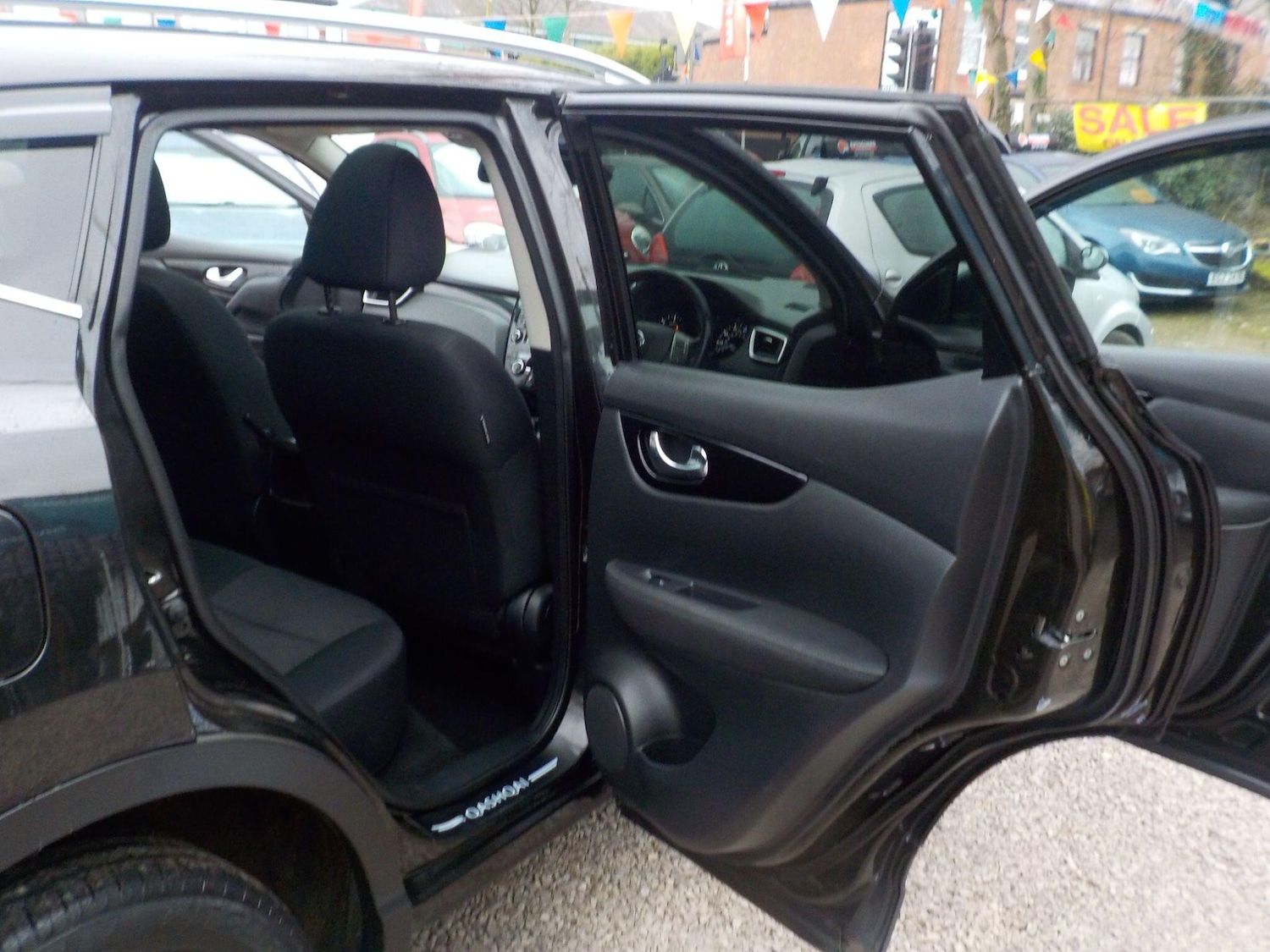 Used Nissan Qashqai 2015 for sale - 77794116: Photo 23