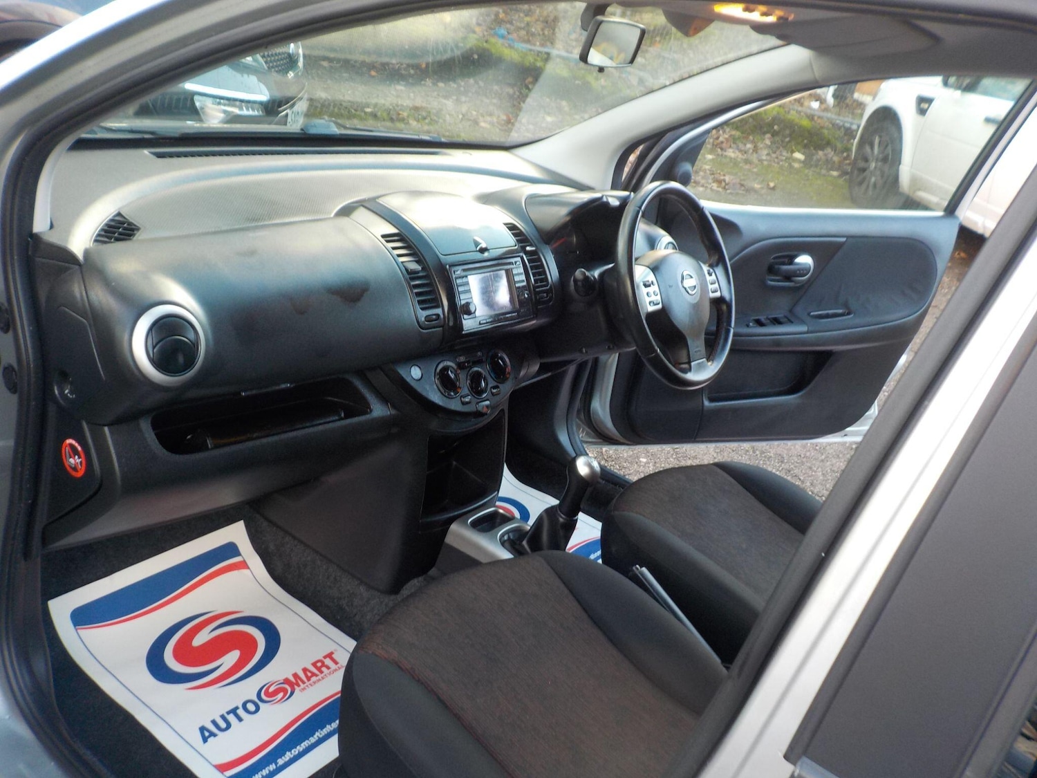 Used Nissan Note 2010 for sale - 76992948: Photo 11