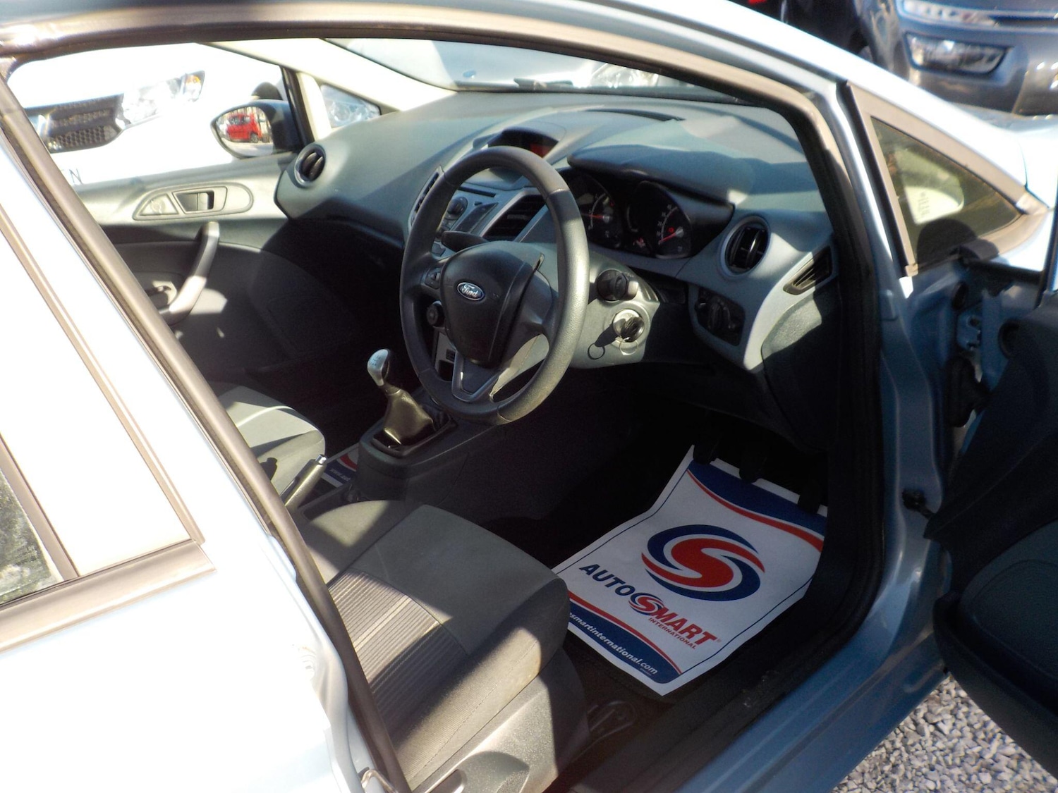 Used Ford Fiesta 2010 for sale - 77838865: Photo 10