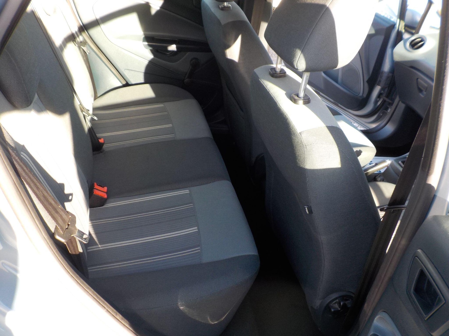 Used Ford Fiesta 2010 for sale - 77838865: Photo 20