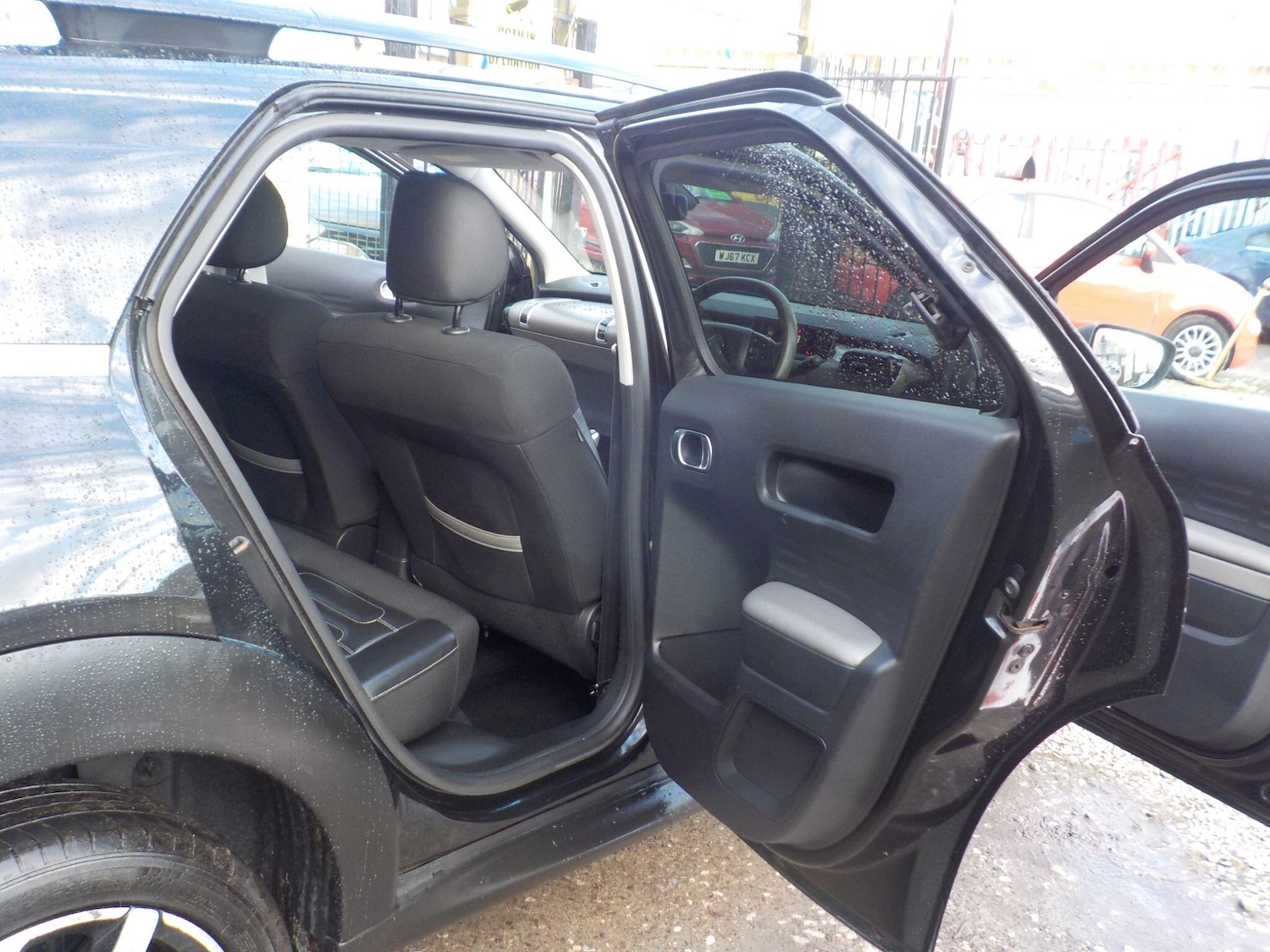 Used Citroen C4 Cactus 2016 for sale - 77637538: Photo 20