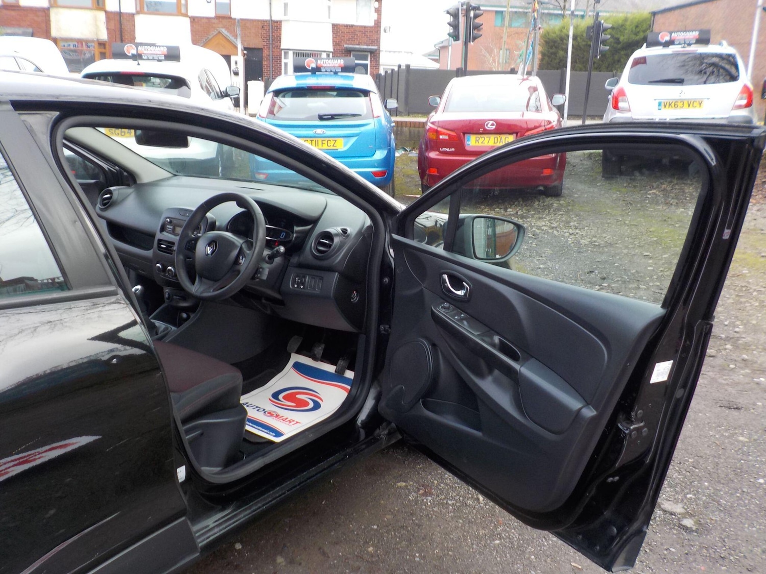 Used Renault Clio 2013 for sale - 77331059: Photo 18