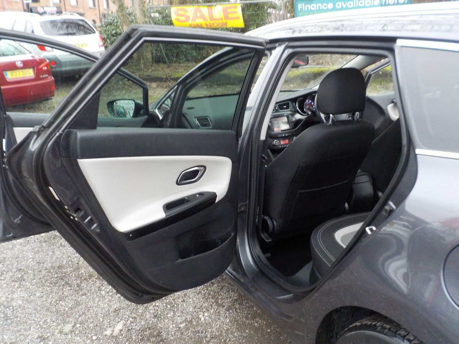 Used Kia Ceed 2015 for sale - 77331092: Photo 26