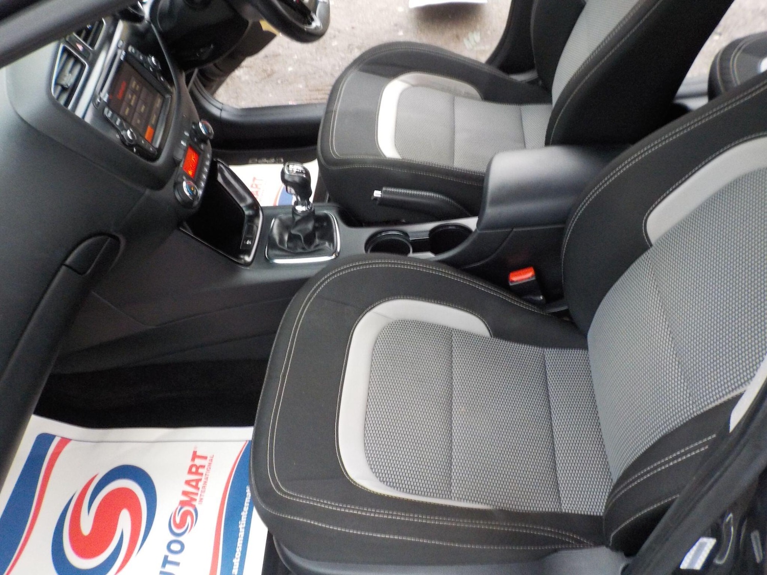 Used Kia Ceed 2015 for sale - 77331092: Photo 29