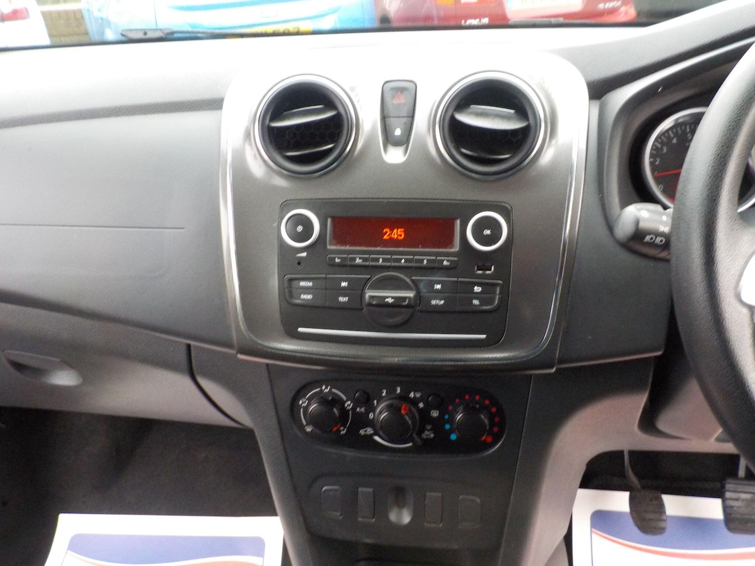 Used Dacia Sandero Stepway 2017 for sale - 77455803: Photo 14