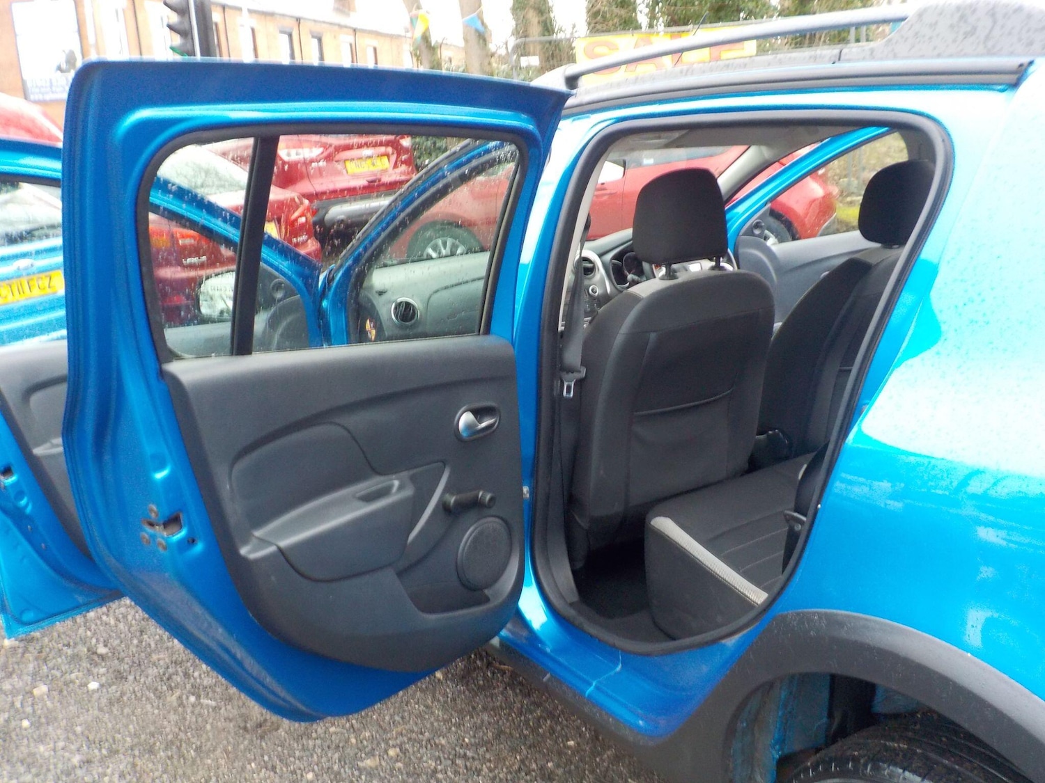 Used Dacia Sandero Stepway 2017 for sale - 77455803: Photo 24