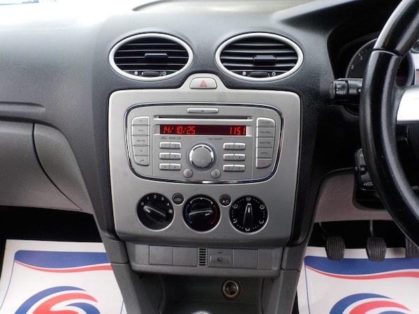 Used Ford Focus 2008 for sale - 76270544: Photo 14